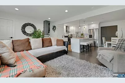 57 Ottawa Avenue, Hasbrouck Heights, NJ 07604 - Photo 6