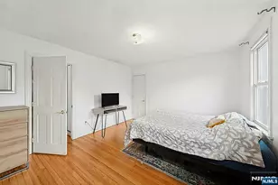 432 9th St, Fairview, NJ 07022 - Photo 8