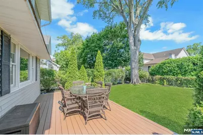 65 E Gramercy Place, Glen Rock, NJ 07452 - Photo 32