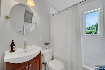 65 E Gramercy Place, Glen Rock, NJ 07452 - Photo 18