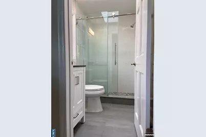 424 Eton Court, Ridgewood, NJ 07450 - Photo 10