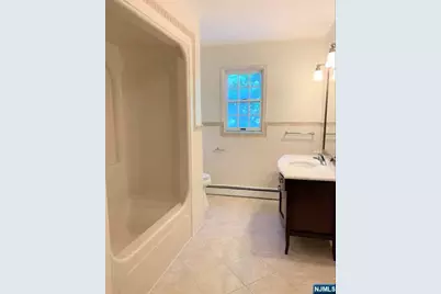 424 Eton Court, Ridgewood, NJ 07450 - Photo 12