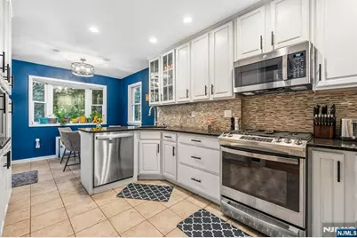 108 Rock Road, Glen Rock, NJ 07452 - Photo 8