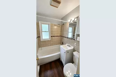 70 Hahn Avenue, Rochelle Park Township, NJ 07662 - Photo 10