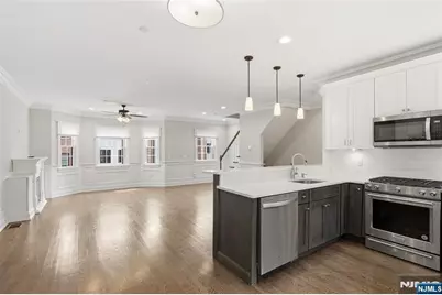4 Central Avenue 4C #4C, Caldwell, NJ 07006 - Photo 10