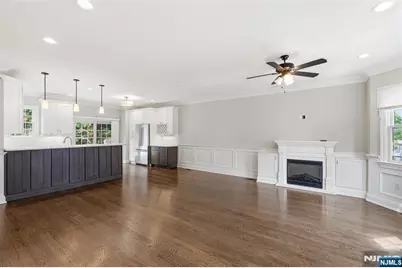 4 Central Avenue 4C #4C, Caldwell, NJ 07006 - Photo 2