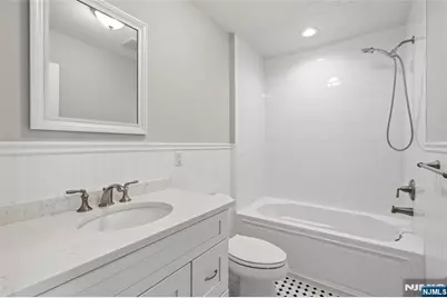 4 Central Avenue 4C #4C, Caldwell, NJ 07006 - Photo 18