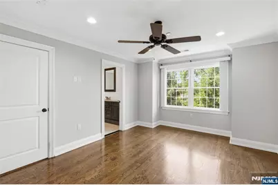 4 Central Avenue 4C #4C, Caldwell, NJ 07006 - Photo 6