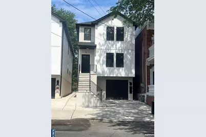 5 Montclair 1 #1, Paterson, NJ 07503 - Photo 1