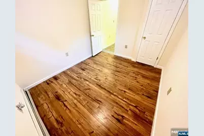 51 Myrtle Avenue, Newark, NJ 07107 - Photo 4