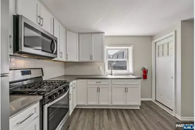 386-388 Main Street, Little Falls Township, NJ 07424 - Photo 2