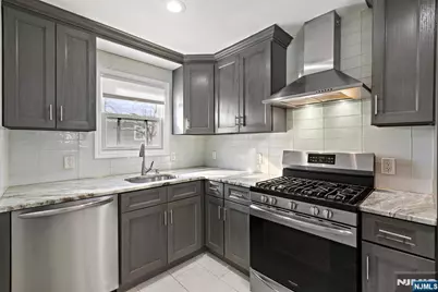 11 Belmont Avenue, Emerson, NJ 07630 - Photo 4