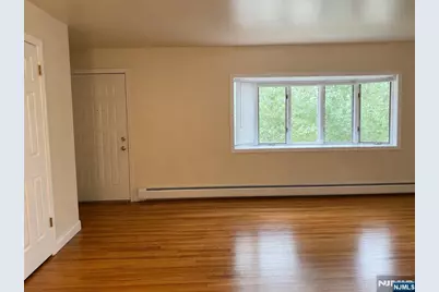 112 Hawthorne Avenue, Park Ridge, NJ 07656 - Photo 2