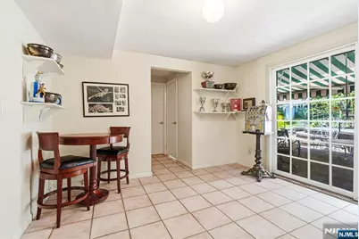 558 Green Lane, River Vale Township, NJ 07675 - Photo 8