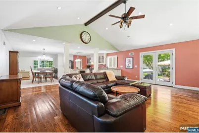 558 Green Lane, River Vale Township, NJ 07675 - Photo 16