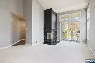 1125 Hyde Park Ct A2, Mahwah, NJ 07430 - Photo 4