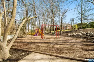 1125 Hyde Park Ct A2, Mahwah, NJ 07430 - Photo 26