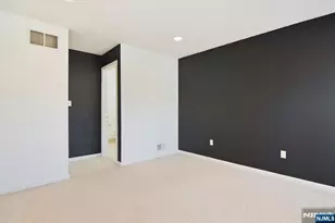 1125 Hyde Park Ct A2, Mahwah, NJ 07430 - Photo 14