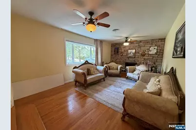 491 Graphic Boulevard, New Milford, NJ 07646 - Photo 6