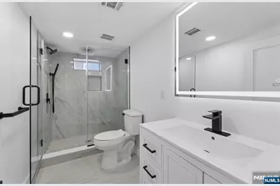 8 Annette Terrace, Lodi, NJ 07544 - Photo 12