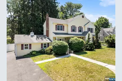 583 Brookside Avenue, Oradell, NJ 07649 - Photo 34