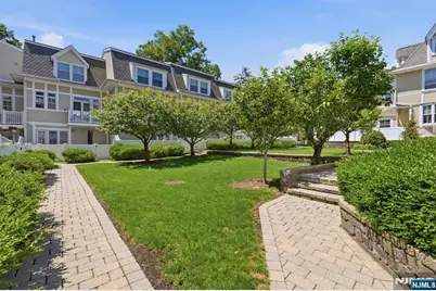 66 S Fullerton Avenue 8 #8, Montclair, NJ 07042 - Photo 24