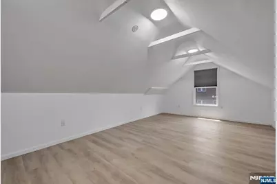 172 Madison Avenue 2nd Floor #2nd Floor, Dumont, NJ 07628 - Photo 8