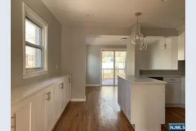 121 Longview, Leonia, NJ 07024 - Photo 4