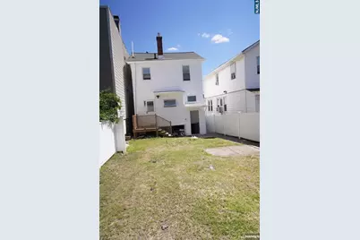 222 Riverview Place, Cliffside Park, NJ 07010 - Photo 14
