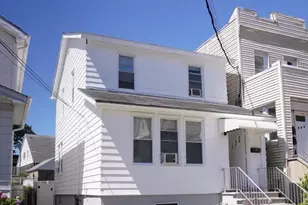 222 Riverview Pl, Cliffside Park, NJ 07010 - Photo 2