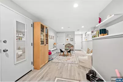 289 Webster Avenue 1A #1a, Jersey City, NJ 07307 - Photo 14