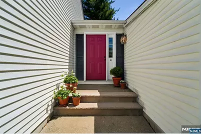 658 Ridgewood Road C0001 #C0001, Maplewood, NJ 07040 - Photo 28