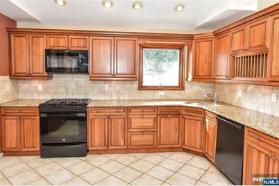 77 Herman Street, Hackensack, NJ 07601 - Photo 16