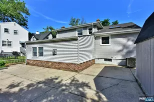 77 Herman St, Hackensack, NJ 07601 - Photo 38