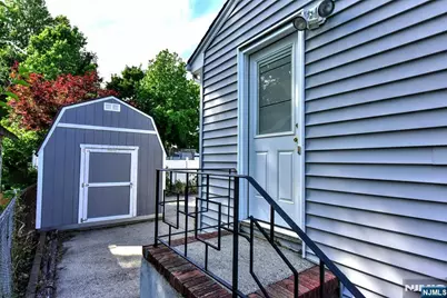 77 Herman Street, Hackensack, NJ 07601 - Photo 36