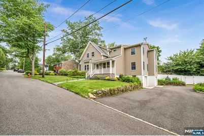 38 Hillside Avenue, Emerson, NJ 07630 - Photo 2