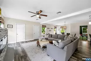 38 Hillside Ave, Emerson, NJ 07630 - Photo 6