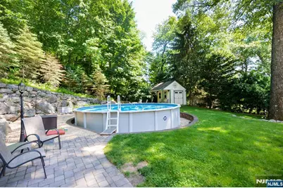 30 Knolls, Bloomingdale, NJ 07403 - Photo 22