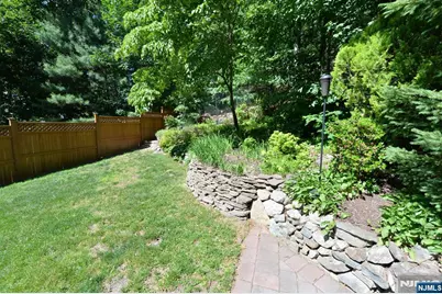 30 Knolls, Bloomingdale, NJ 07403 - Photo 26