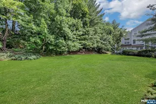 7 Eagles Notch Dr 4, Englewood, NJ 07631 - Photo 36