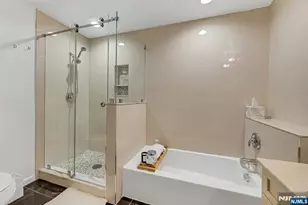 7 Eagles Notch Dr 4, Englewood, NJ 07631 - Photo 30