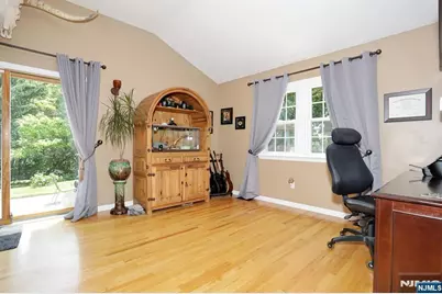 396 Burlington Road, Paramus, NJ 07652 - Photo 14
