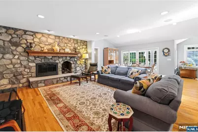 47 Blueberry Drive, Woodcliff Lake, NJ 07677 - Photo 8