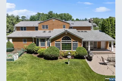 47 Blueberry Drive, Woodcliff Lake, NJ 07677 - Photo 4