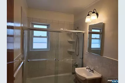 1624 Valley Street 2B #2B, Fort Lee, NJ 07024 - Photo 12