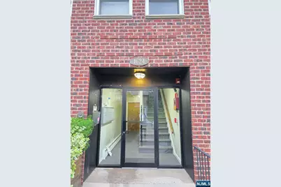 1624 Valley Street 2B #2B, Fort Lee, NJ 07024 - Photo 14