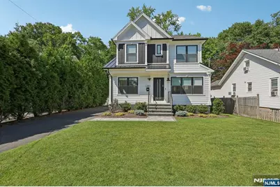 676 Ridgewood Avenue, Oradell, NJ 07649 - Photo 2