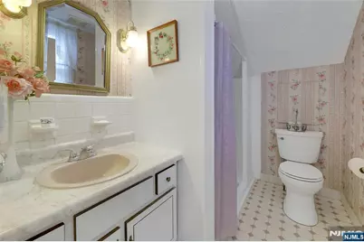 337 Corona Place, Ridgewood, NJ 07450 - Photo 20