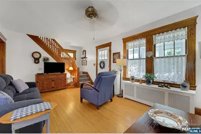 337 Corona Place, Ridgewood, NJ 07450 - Photo 8