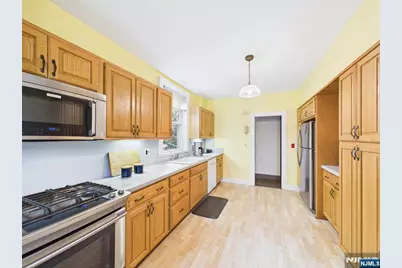 41 Randolph Place, Ridgewood, NJ 07450 - Photo 16